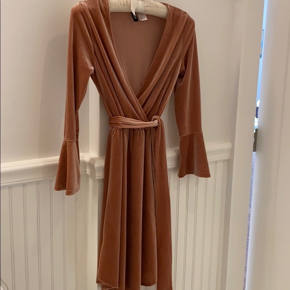 h&m velvet wrap dress